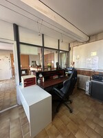 Bureau monitrice